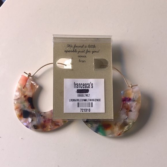 Francesca’s Dangling Earrings - Picture 2 of 2